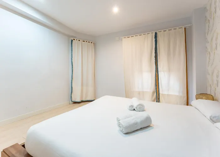 Bhost - The Special One דירה מאלגה